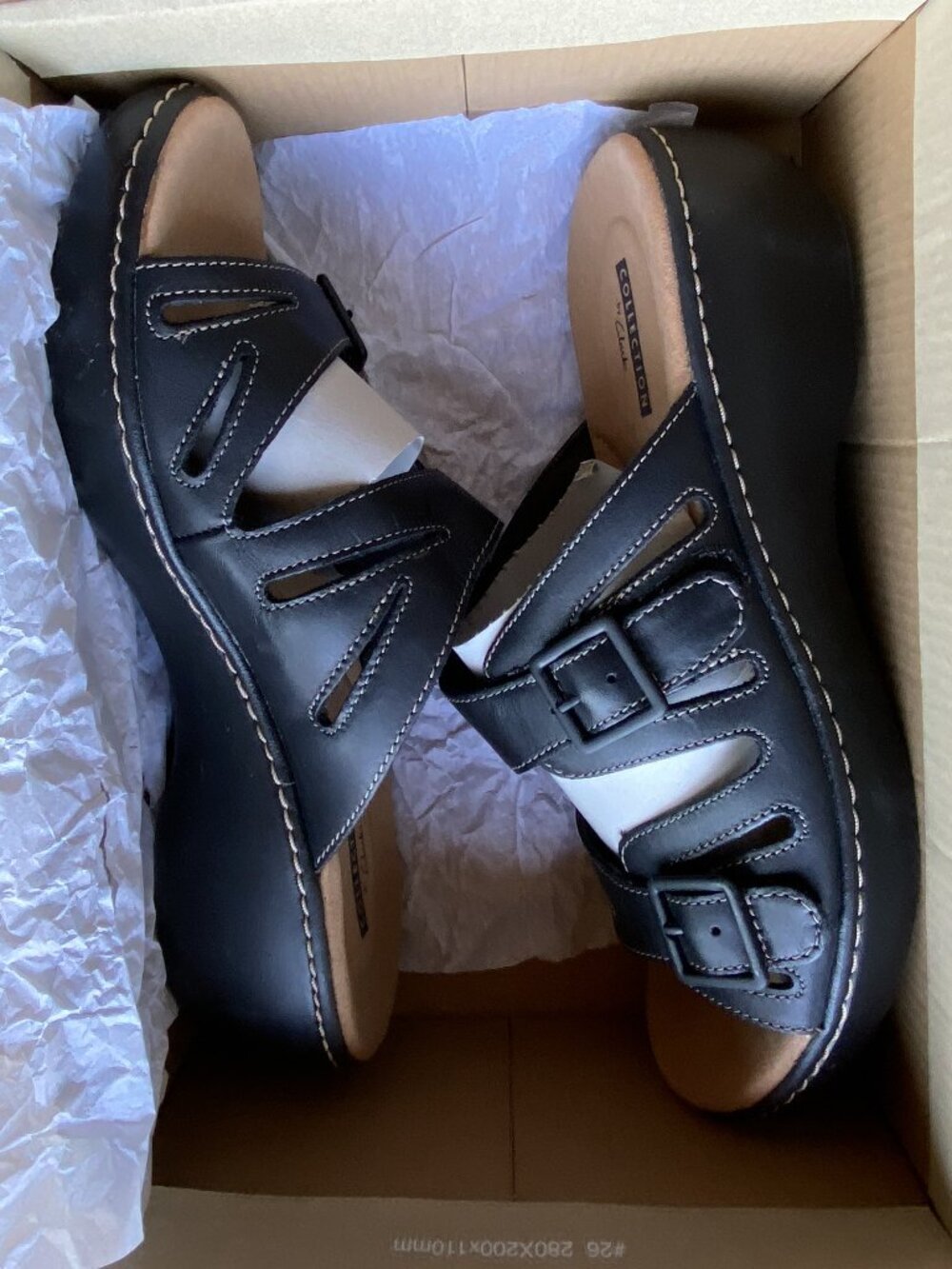 Clarks Strappy Black Leather Upper Wedge Sandal Size 8.5 NEW Excellent Condition